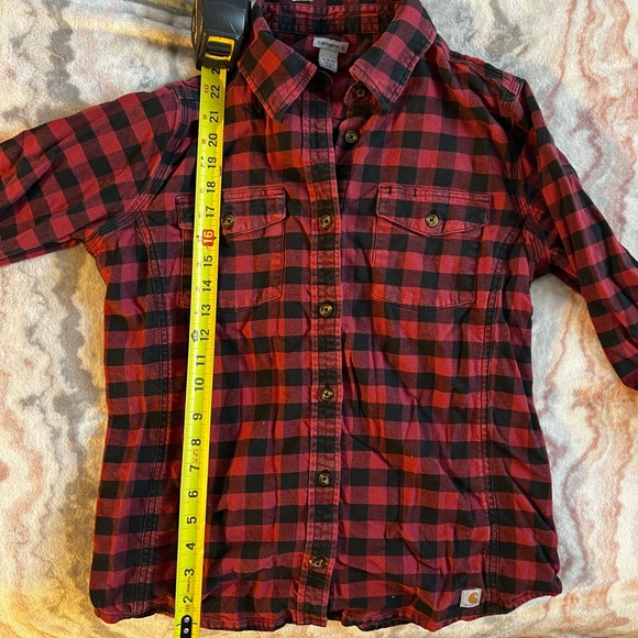 Carhartt Women’s Red and Black Plaid Flannel Medium Shirt - Picture 4 of 5